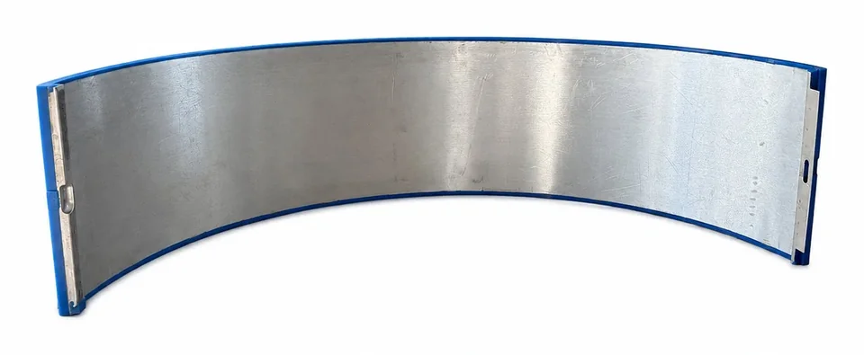 Full-width backing and end connections